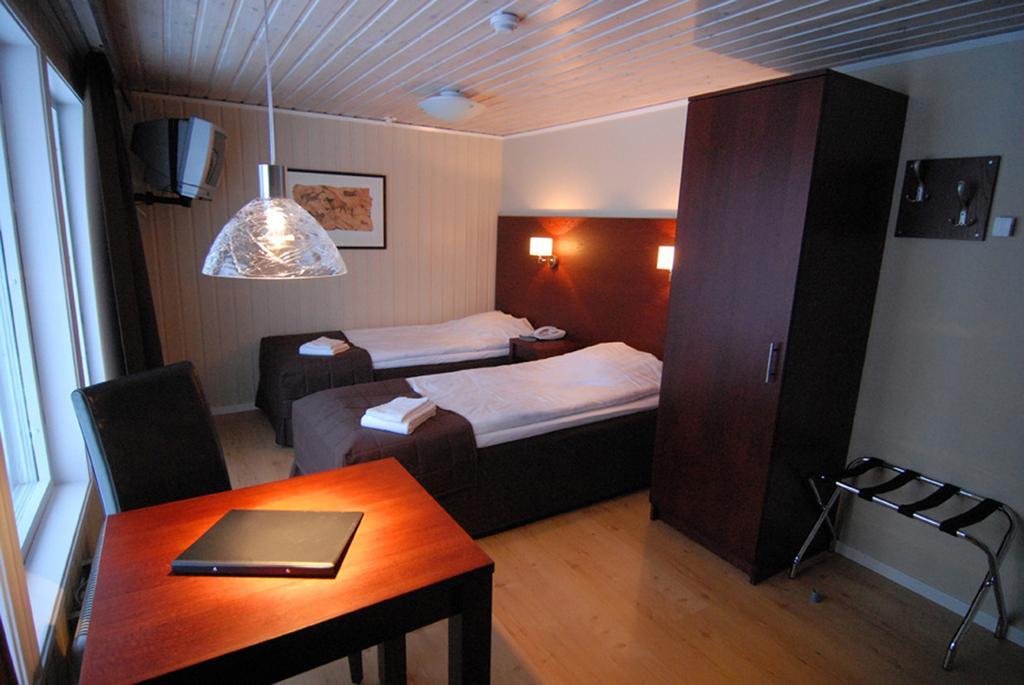Hotel Kraja Arjeplog Habitación foto